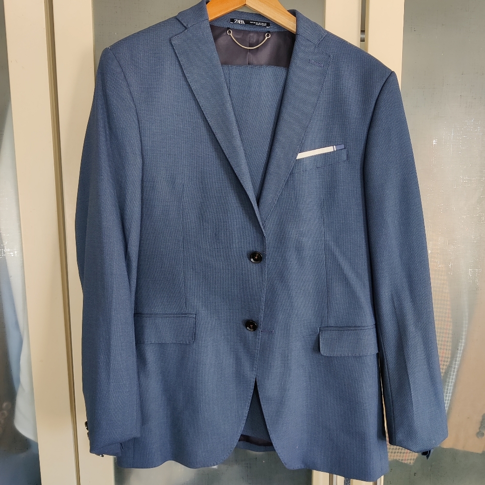 Zara suit